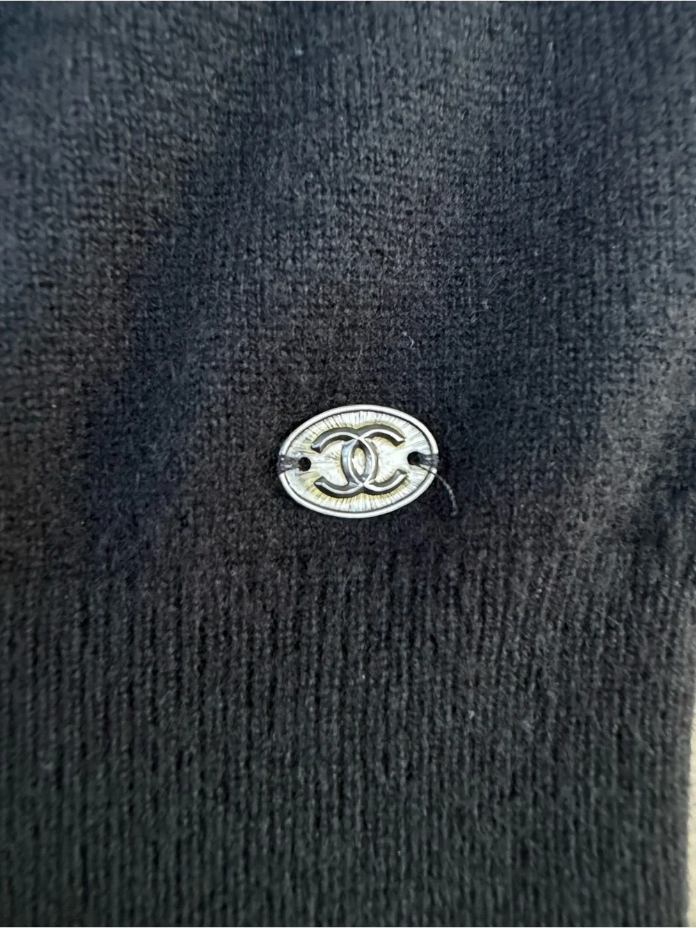 CHANEL Black Turtleneck Long Sleeve Cashmere Sweater size 40